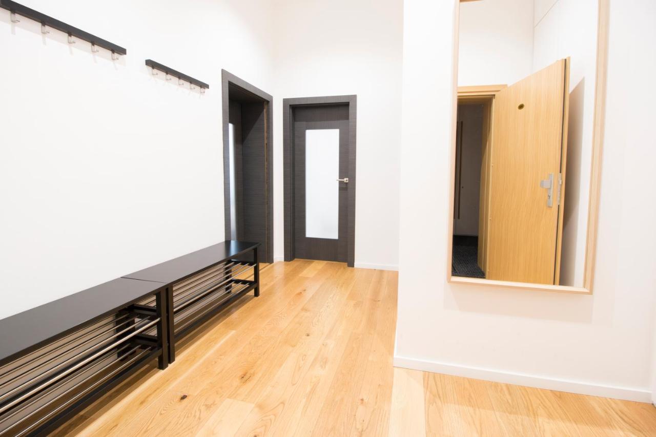 U Zlate Hvezdy Apatman Blumentritt Apartment ลิโตเมริเซ ภายนอก รูปภาพ